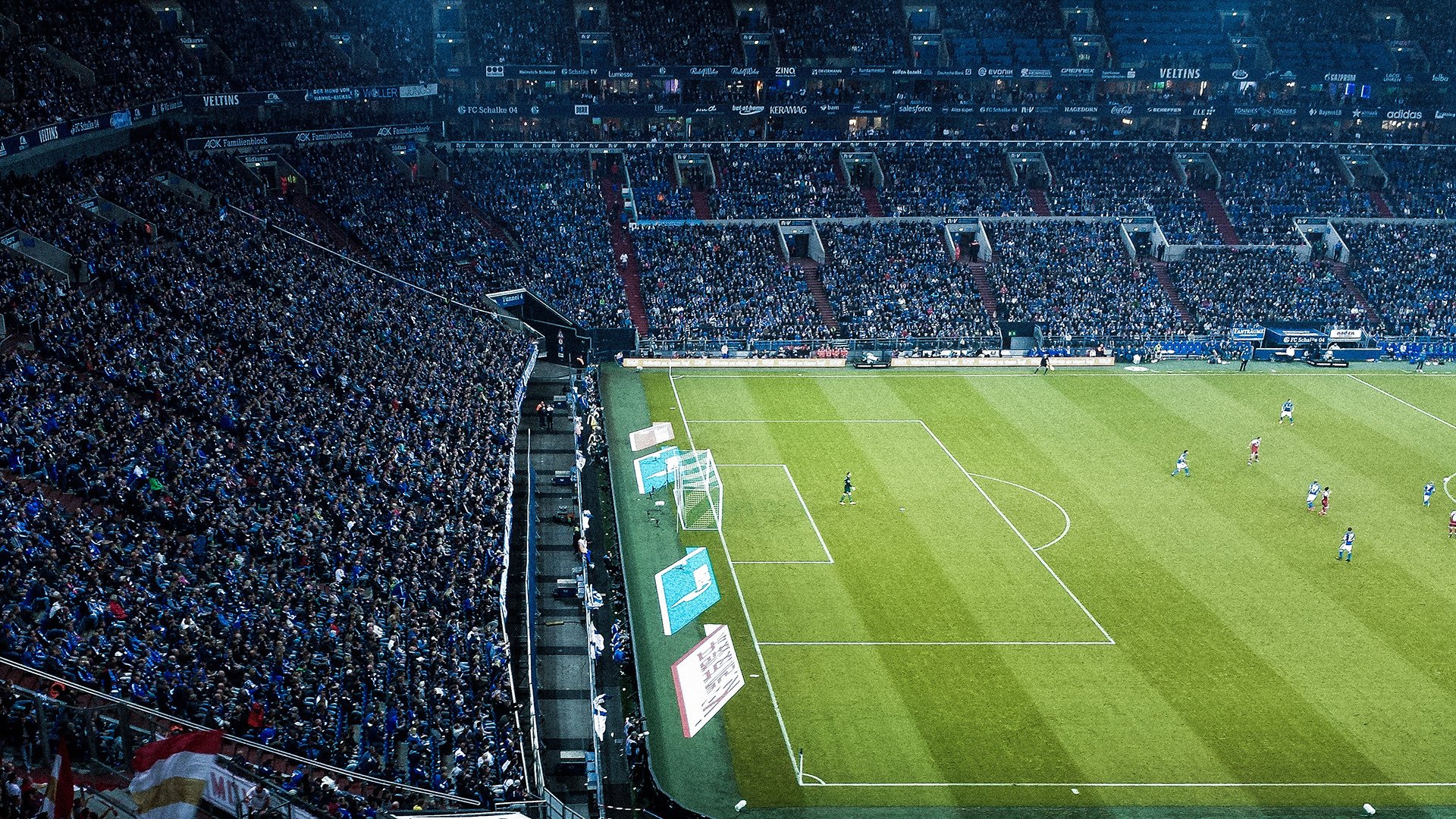 爱游戏资讯-意甲传奇球星回顾辉煌历史，粉丝感慨万千，意甲球星排名